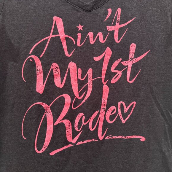 District Made Ain't My 1st Rodeo T-Shirt Size Medium - Picture 2 of 4